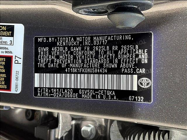 Used 2017 Toyota Camry XLE FWD image 30