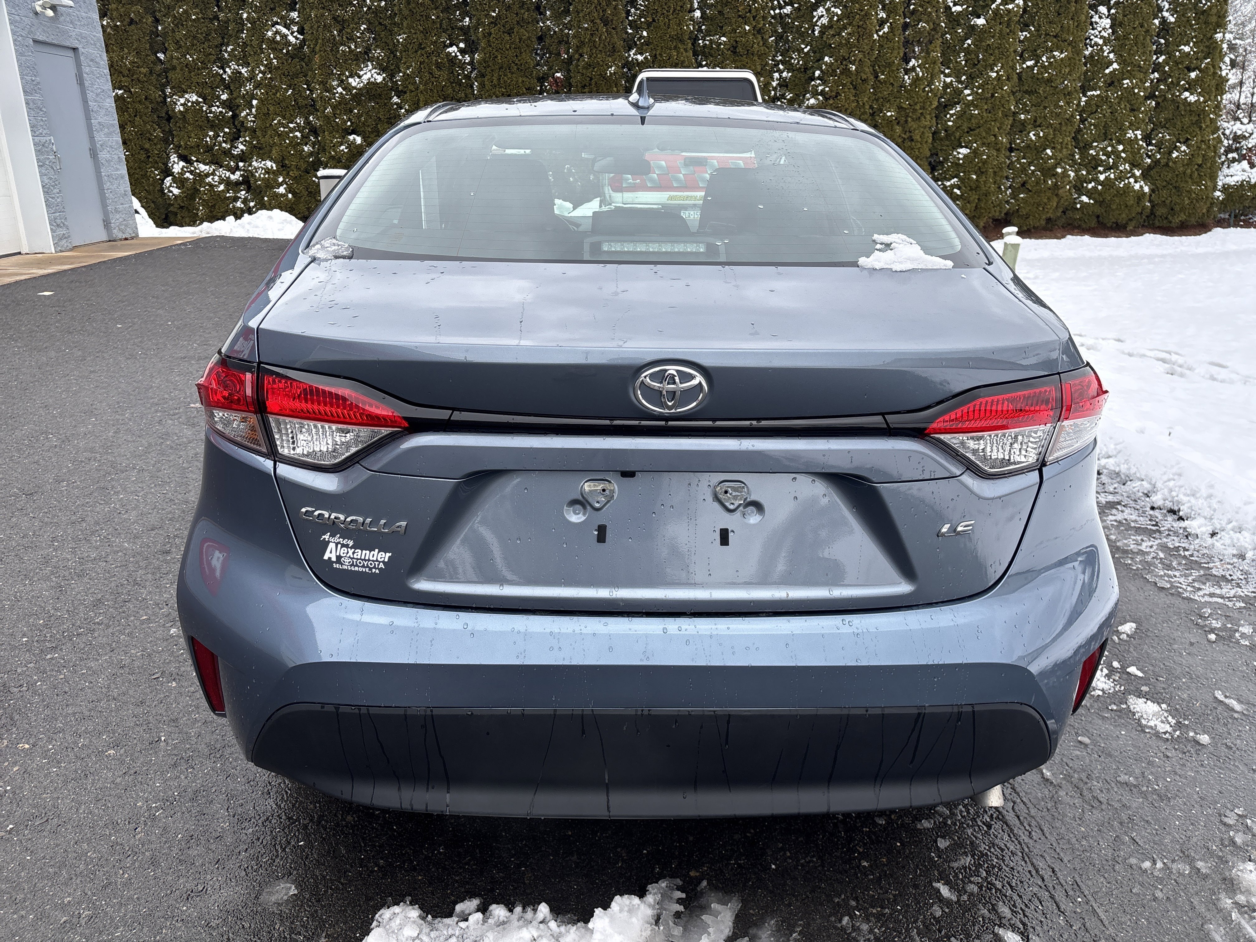 Certified 2025 Toyota Corolla LE image 5