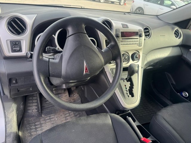 Used 2009 Pontiac Vibe w/ Preferred Package image 14