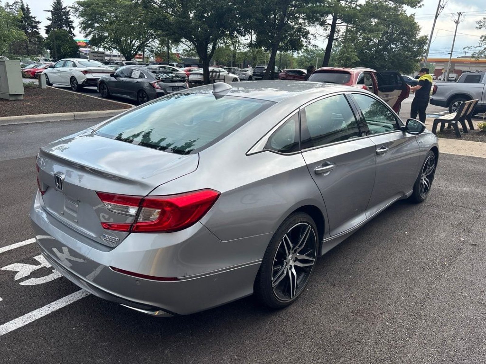 Used 2022 Honda Accord Touring image 5