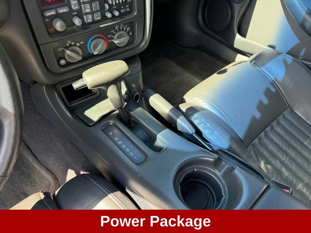 Used 1999 Pontiac Firebird Formula w/ Security Pkg RWD image 18