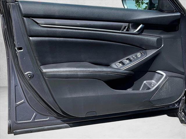 Used 2020 Honda Accord Sport image 17