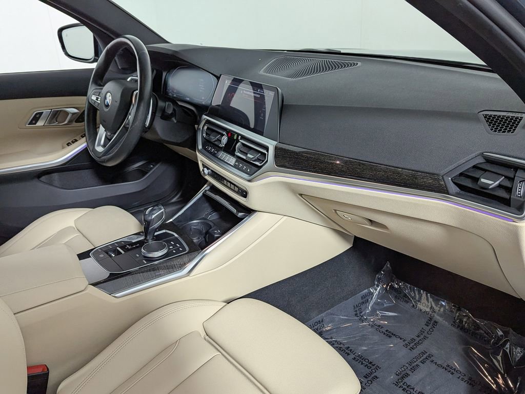 Used 2021 BMW 330i xDrive Sedan w/ Convenience Package AWD/4WD image 19