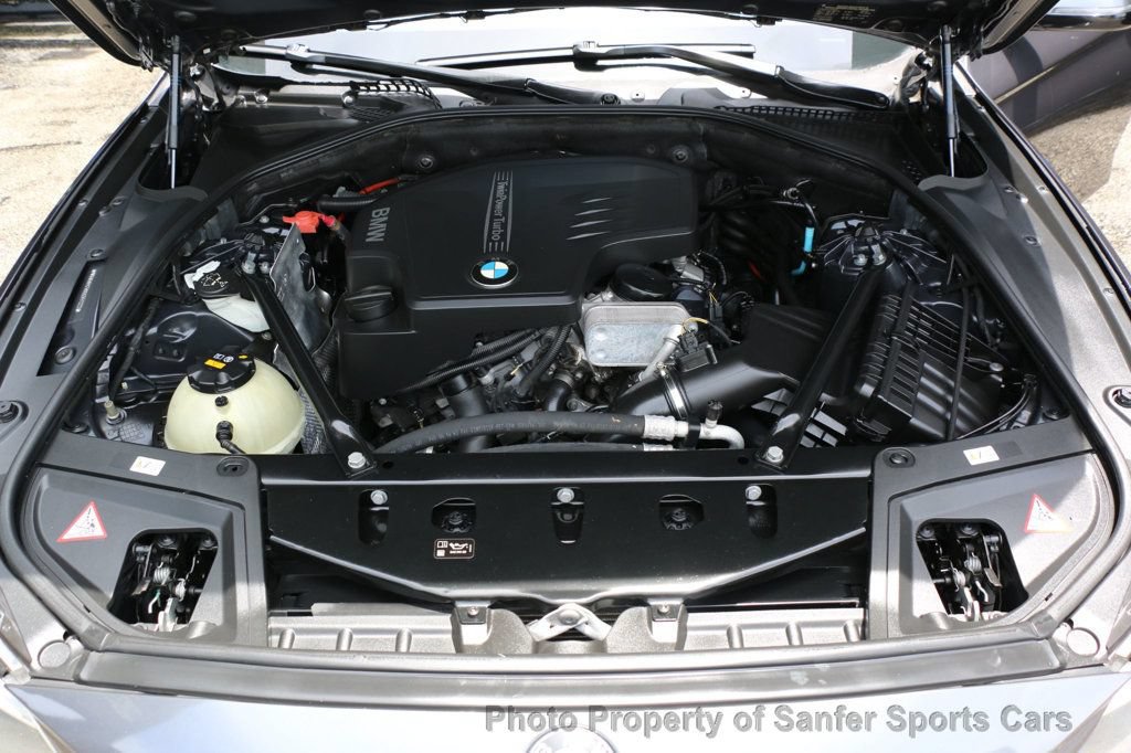 Used 2016 BMW 528i Sedan RWD image 12