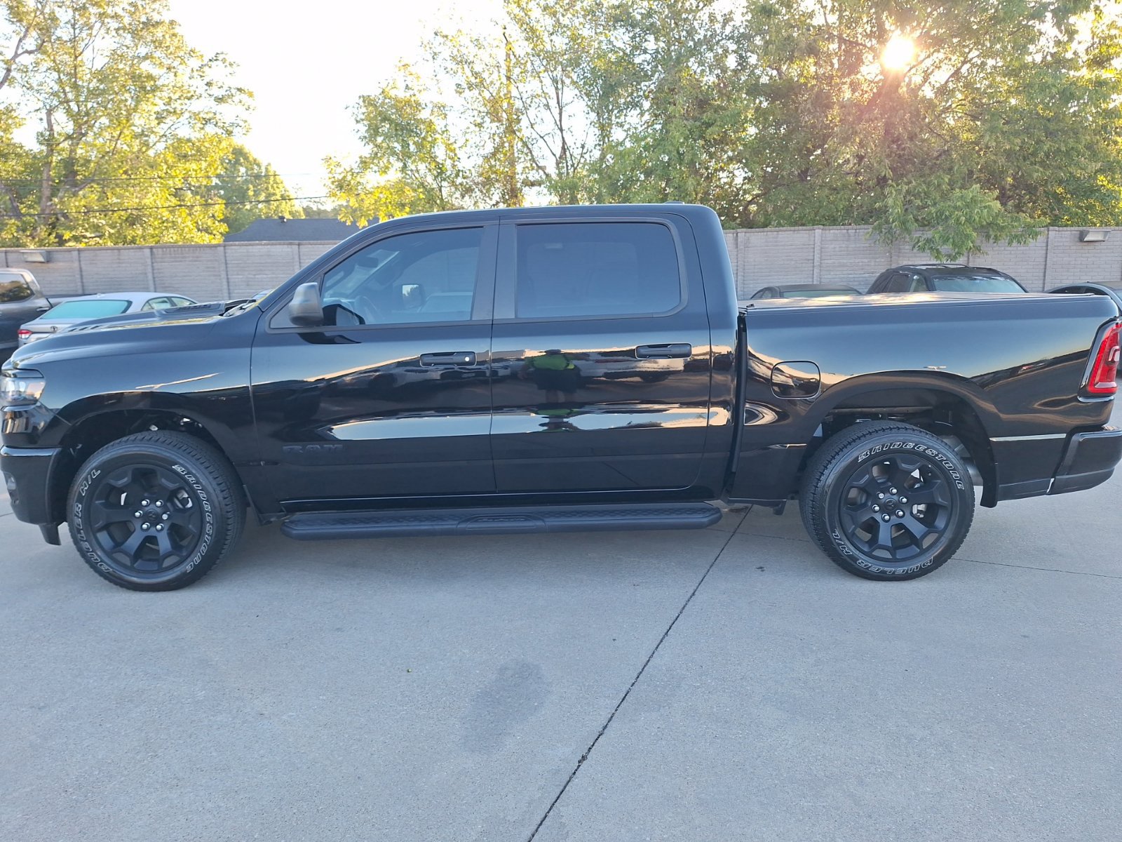 Used 2026 RAM 1500 Express AWD/4WD image 3