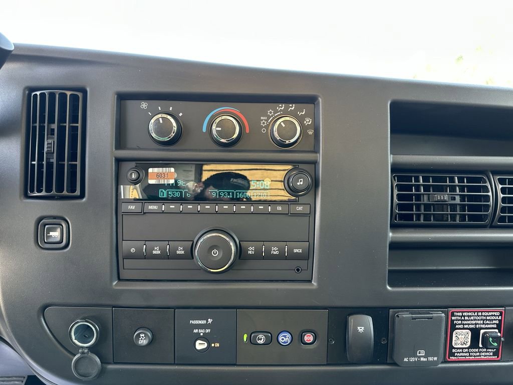 New 2025 Chevrolet Express 3500 w/ Power Convenience Package image 21