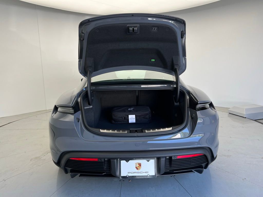 New 2025 Porsche Taycan GTS image 20