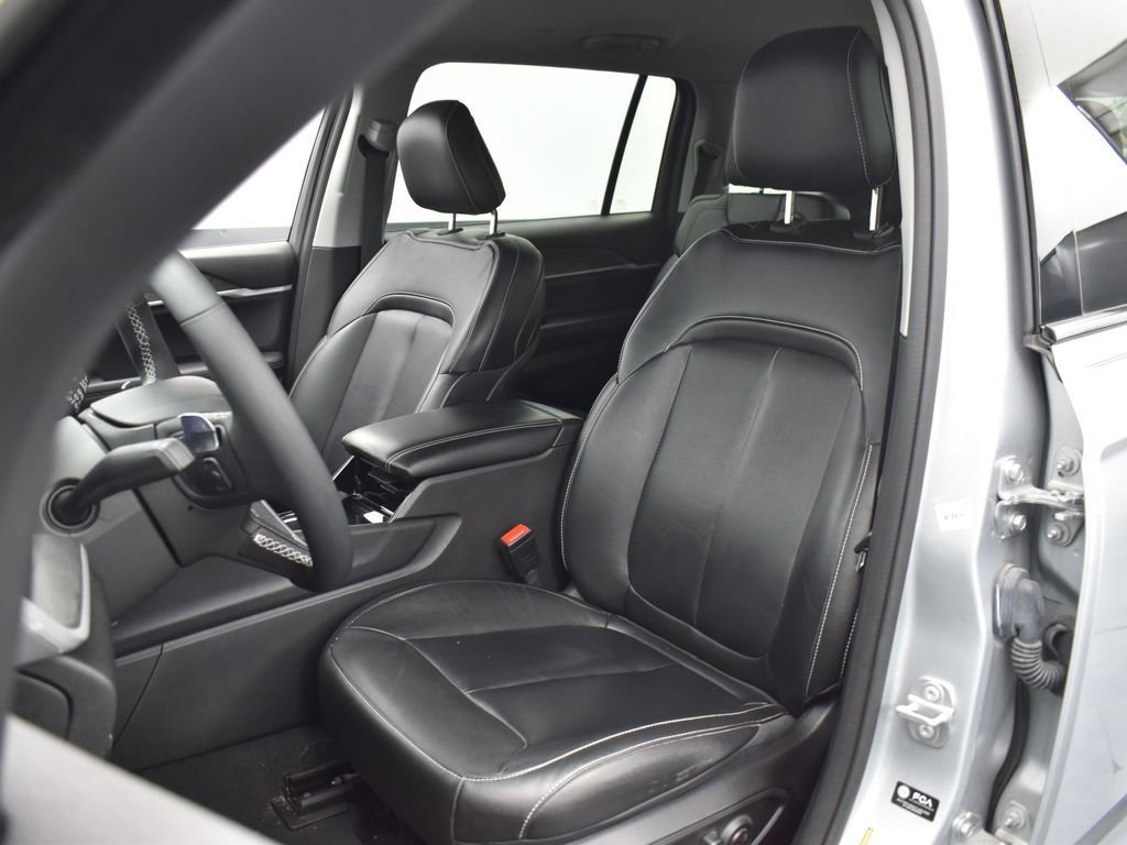 Used 2023 Jeep Grand Cherokee L Limited image 13