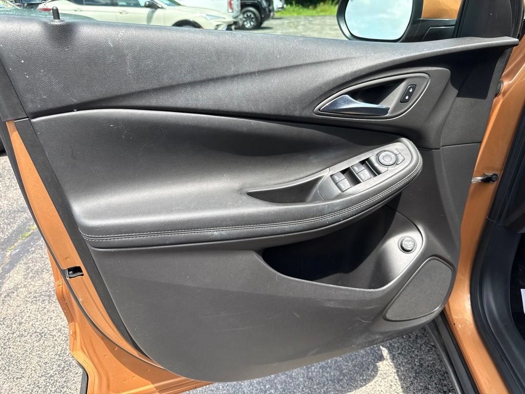 Used 2024 Buick Encore GX Preferred w/ Comfort Package AWD/4WD image 18