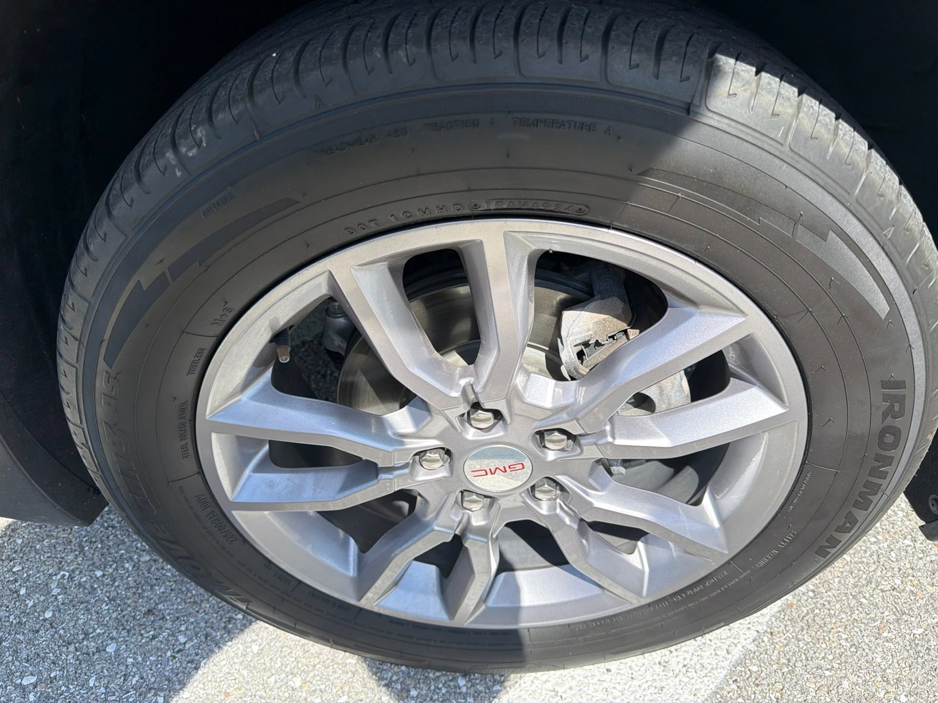 Used 2022 GMC Terrain SLT w/ Tech Package FWD image 12