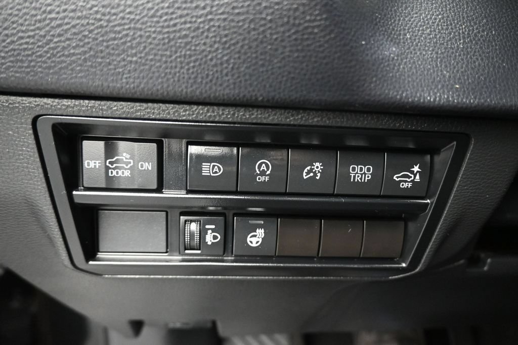 Used 2023 Toyota Tundra SR5 w/ SR5 Premium Package AWD/4WD image 30