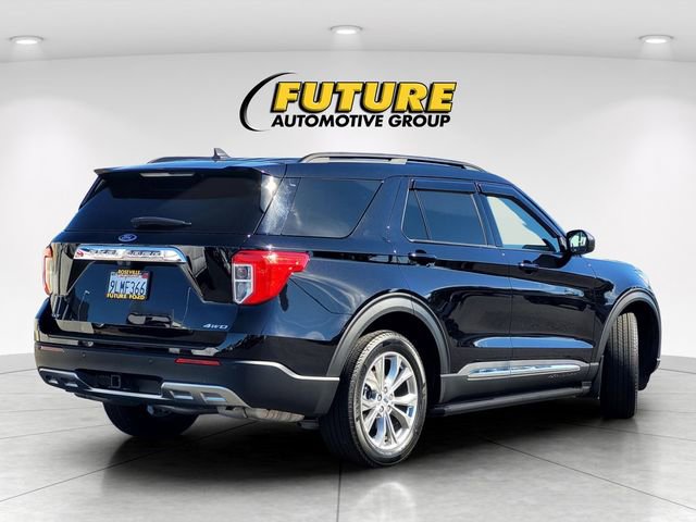 Used 2023 Ford Explorer XLT w/ Equipment Group 202A AWD/4WD image 4