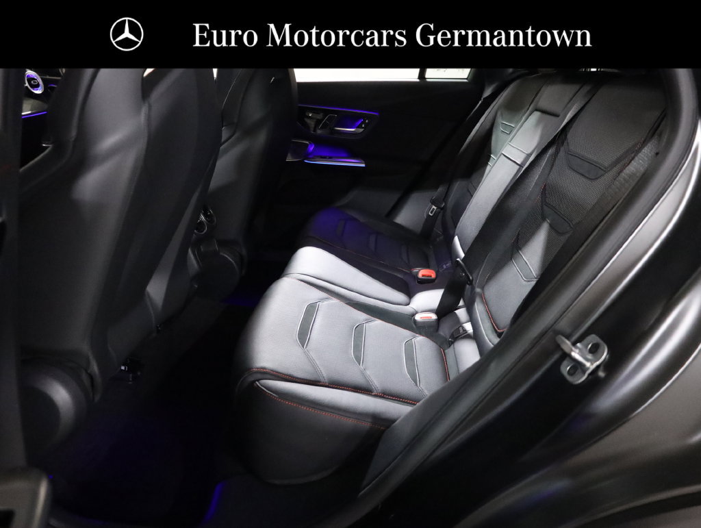 Used 2025 Mercedes-Benz GLC 43 AMG 4MATIC image 46