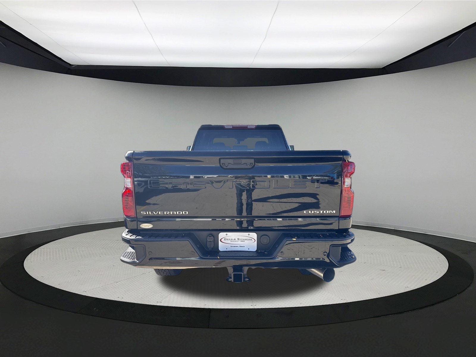 New 2026 Chevrolet Silverado 2500 Custom w/ Custom Value Package AWD/4WD image 5