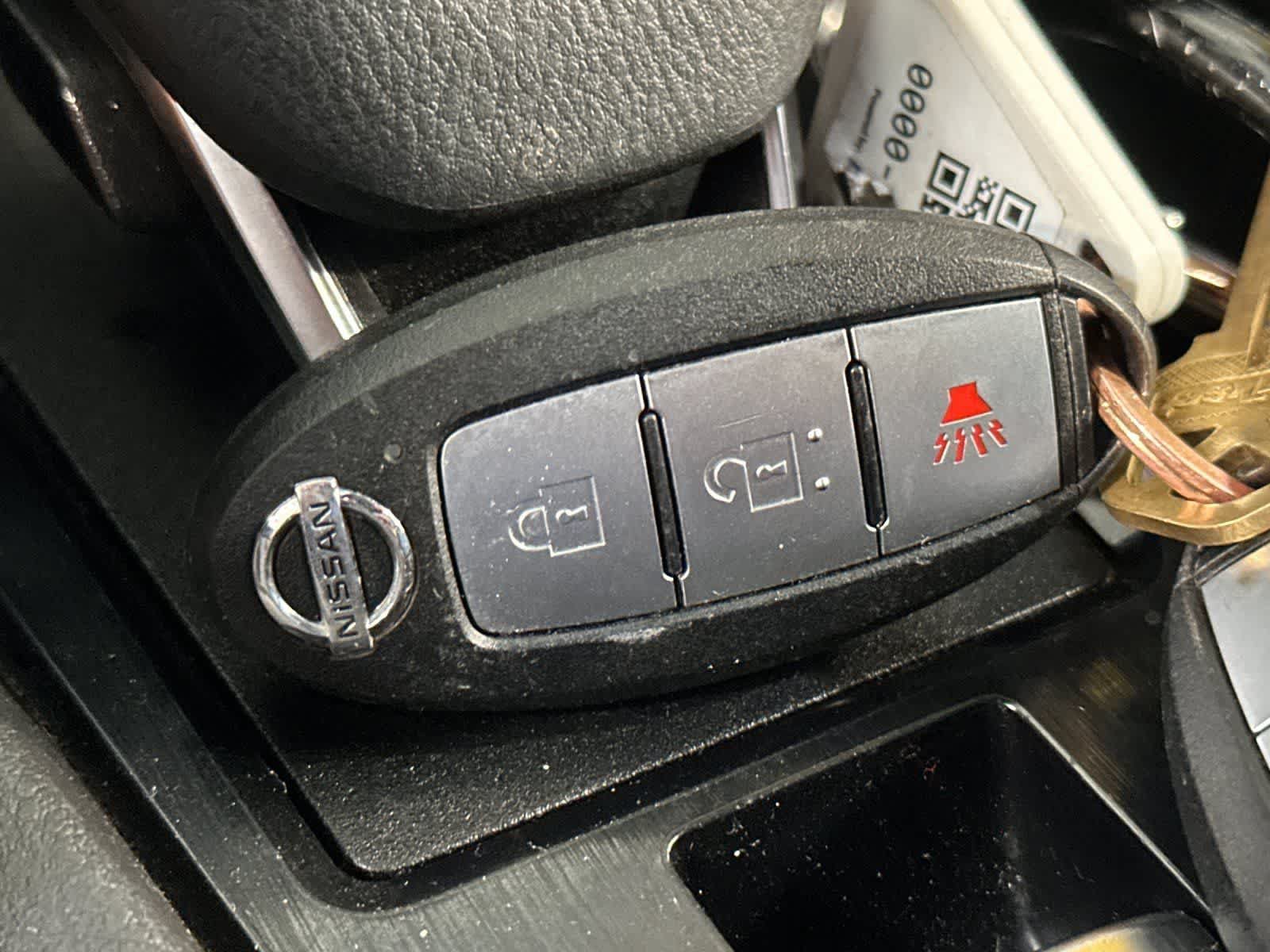 Used 2021 Nissan Rogue S AWD/4WD image 29