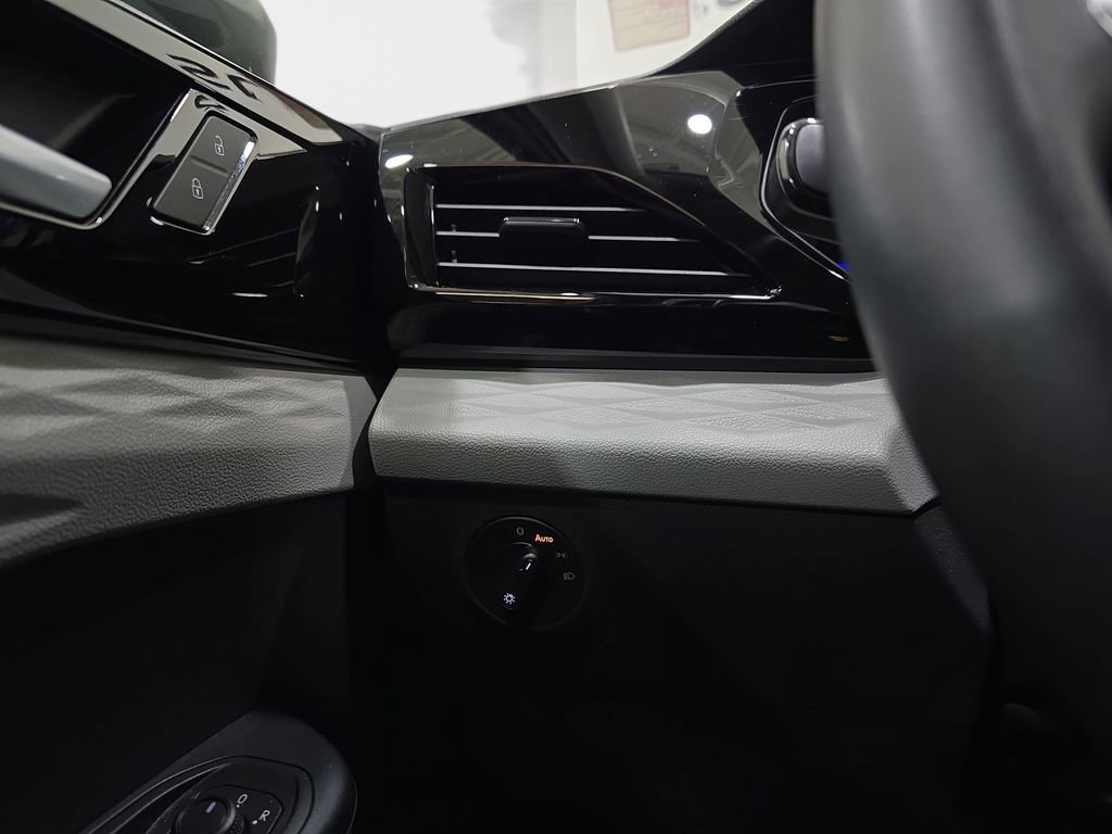 Used 2023 Volkswagen Taos S image 26