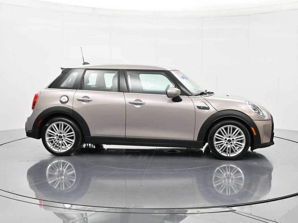 Used 2024 MINI Cooper S image 4