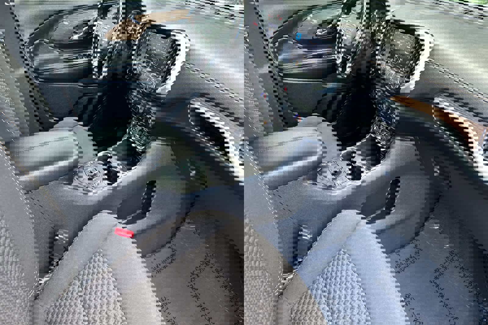 Used 2020 GMC Terrain SLE w/ Driver Convenience Package image 17