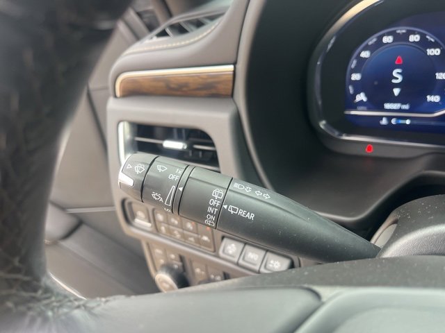 Used 2024 Chevrolet Tahoe Premier w/ Advanced Technology Package image 24