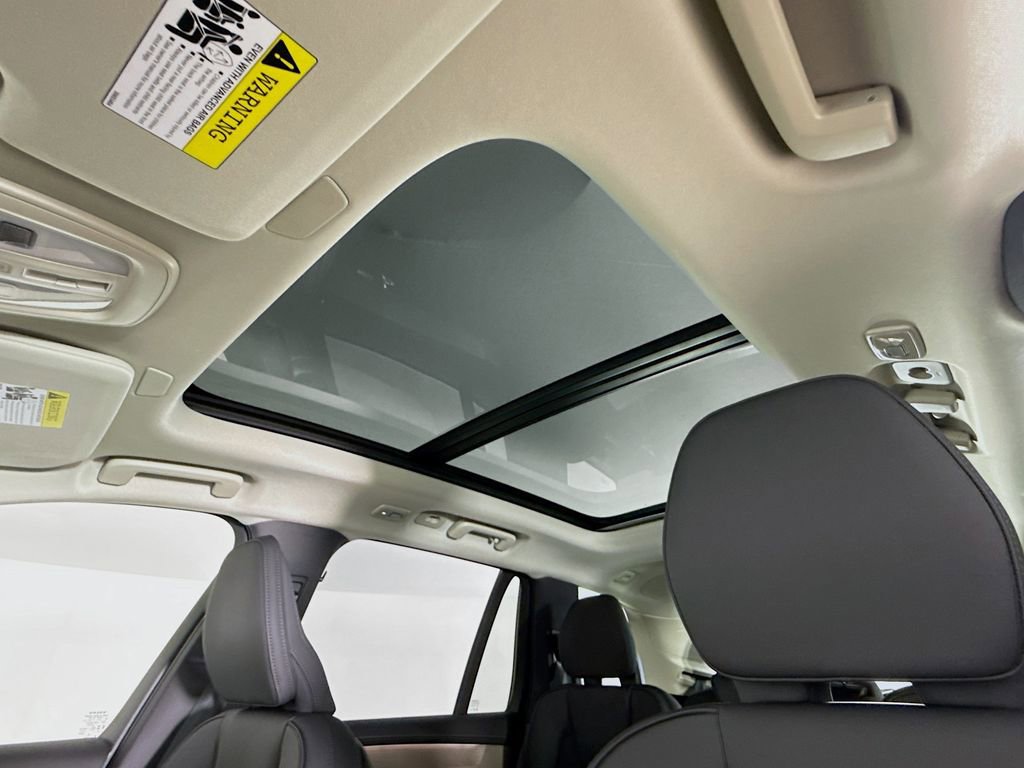 New 2026 Volvo XC90 B5 Plus w/ Protection Package image 21