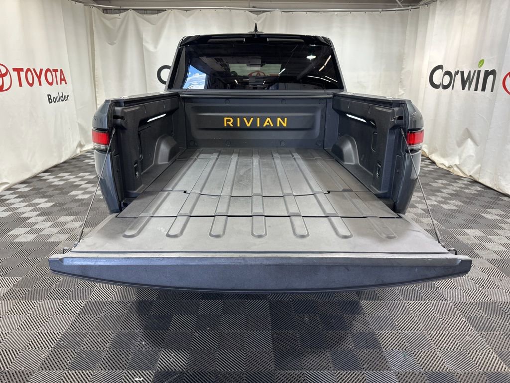 Used 2022 Rivian R1T Adventure image 17