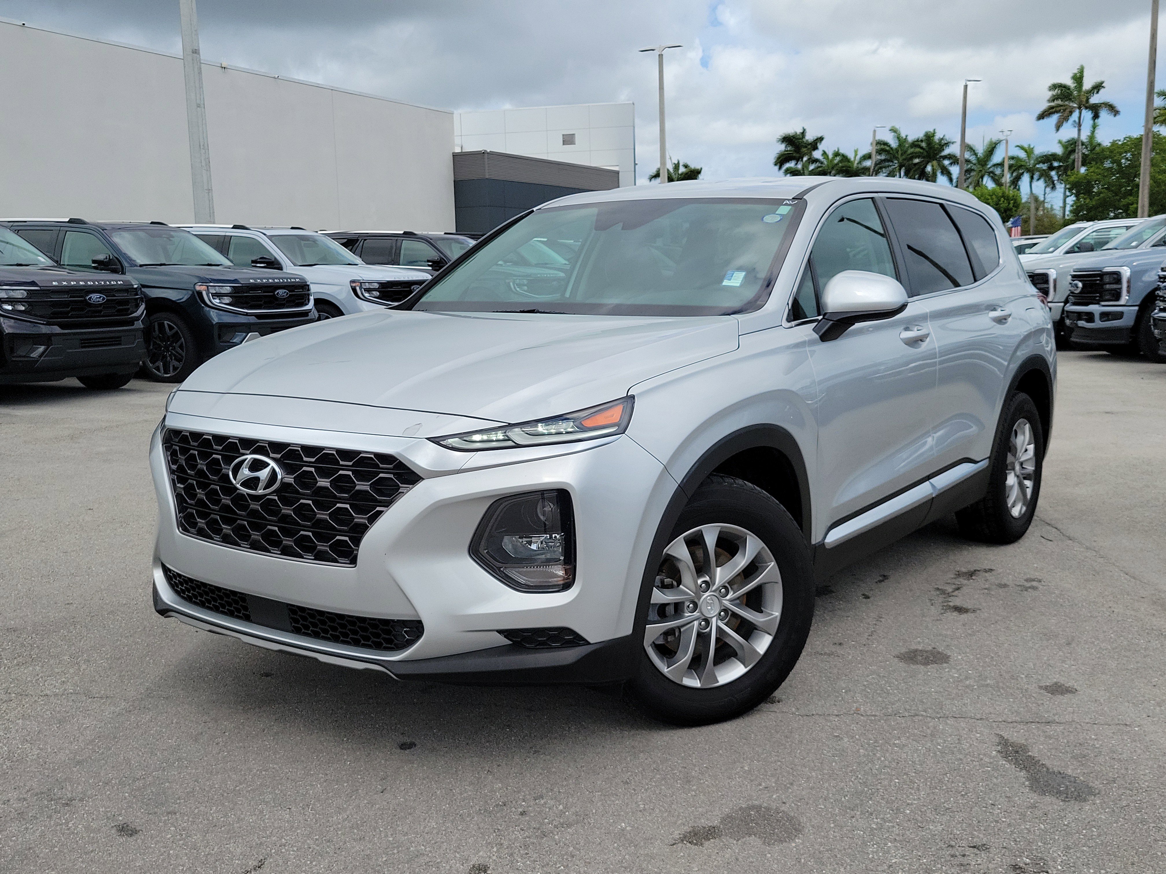 Used 2020 Hyundai Santa Fe SE