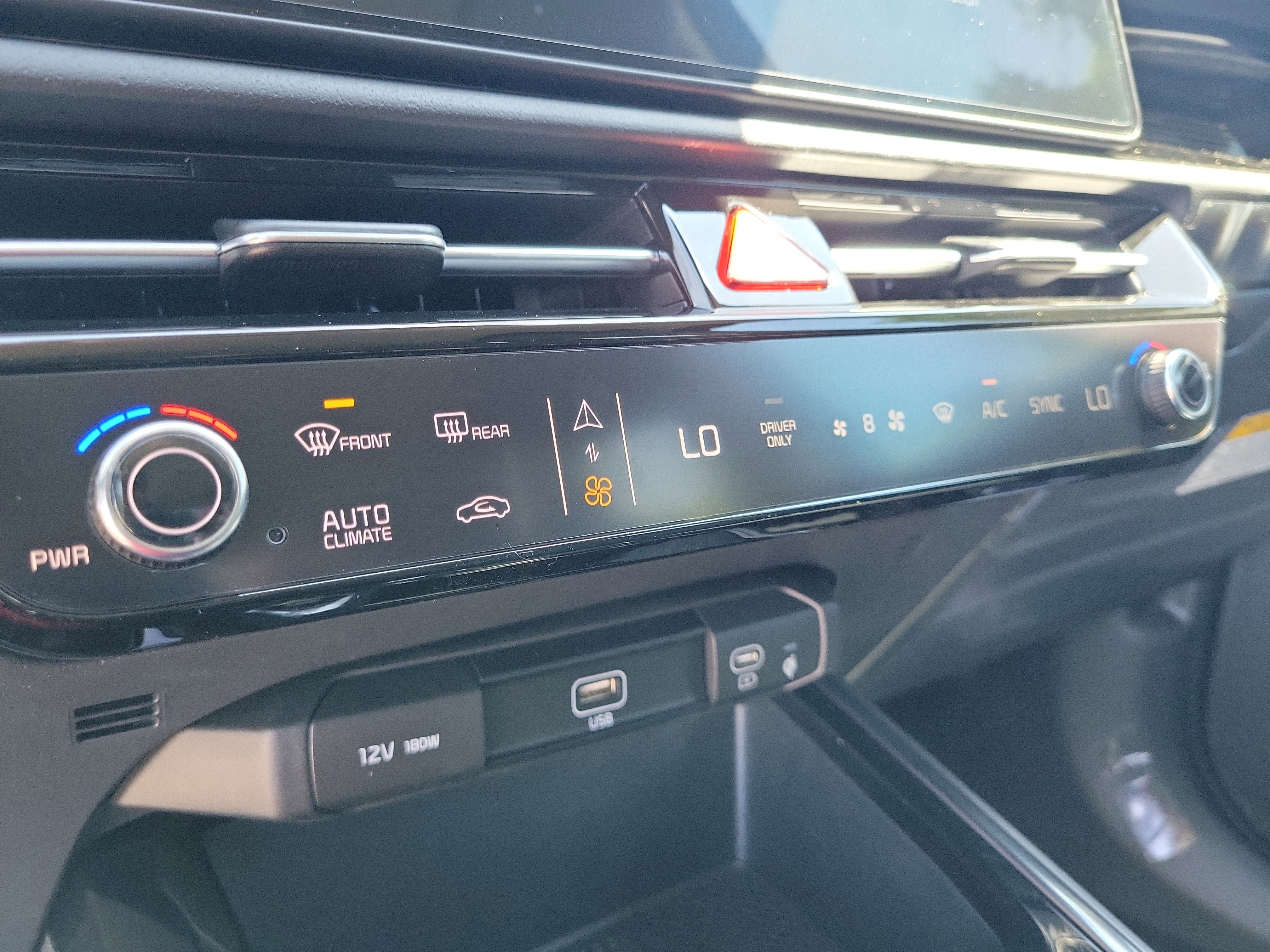 New 2026 Kia Niro EX FWD image 28