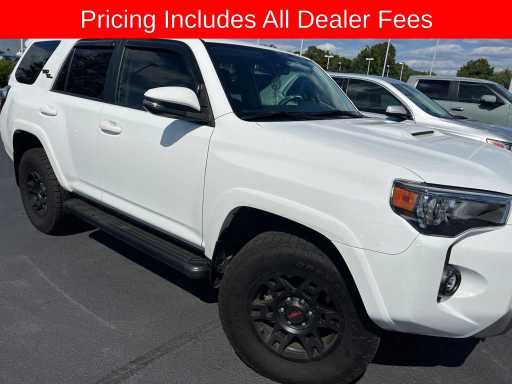 Used 2023 Toyota 4Runner TRD Off-Road Premium w/ Moonroof Package AWD/4WD image 5