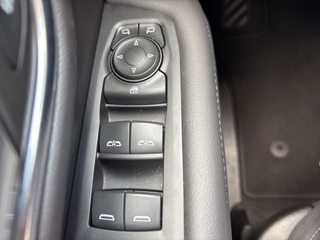 Used 2022 Chevrolet Suburban LS AWD/4WD image 18