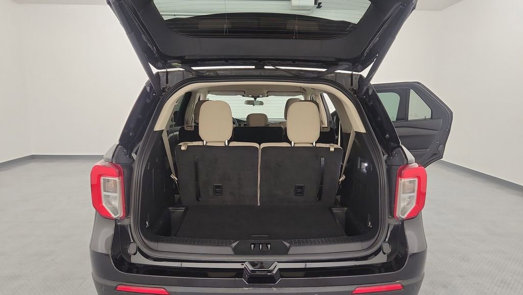 Certified 2023 Ford Explorer XLT image 25