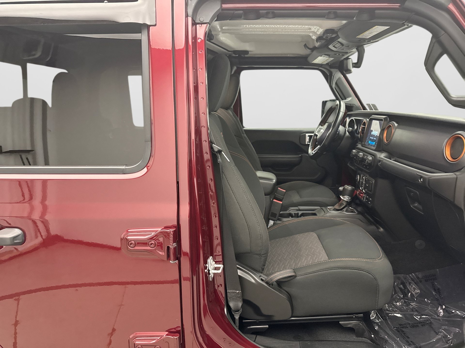 Used 2021 Jeep Gladiator Mojave AWD/4WD image 17