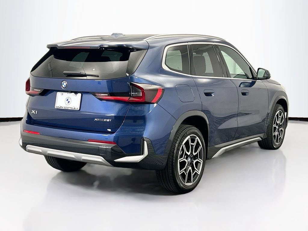 Certified 2025 BMW X1 xDrive28i w/ Premium Package image 5