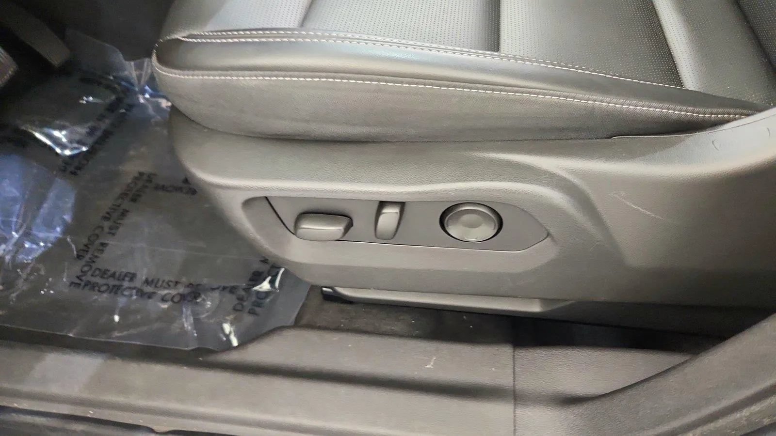 Used 2024 Buick Envision Preferred AWD/4WD image 21