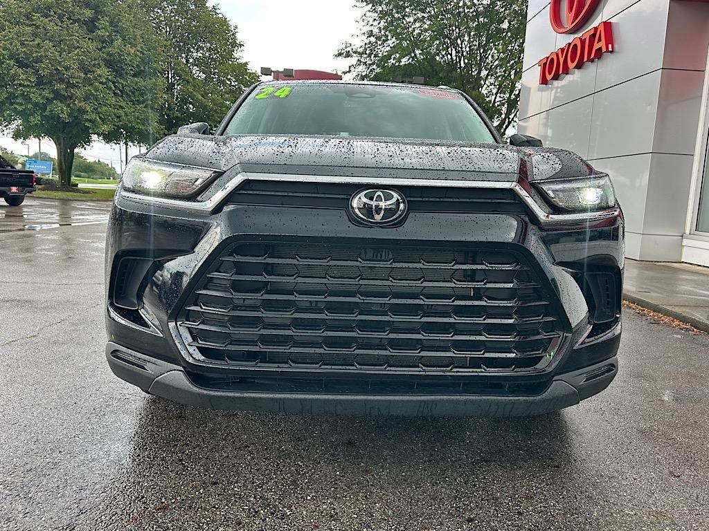 Certified 2024 Toyota Grand Highlander AWD image 11