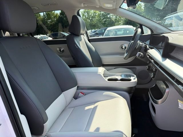 Certified 2026 Hyundai Ioniq 9 SEL AWD/4WD image 28