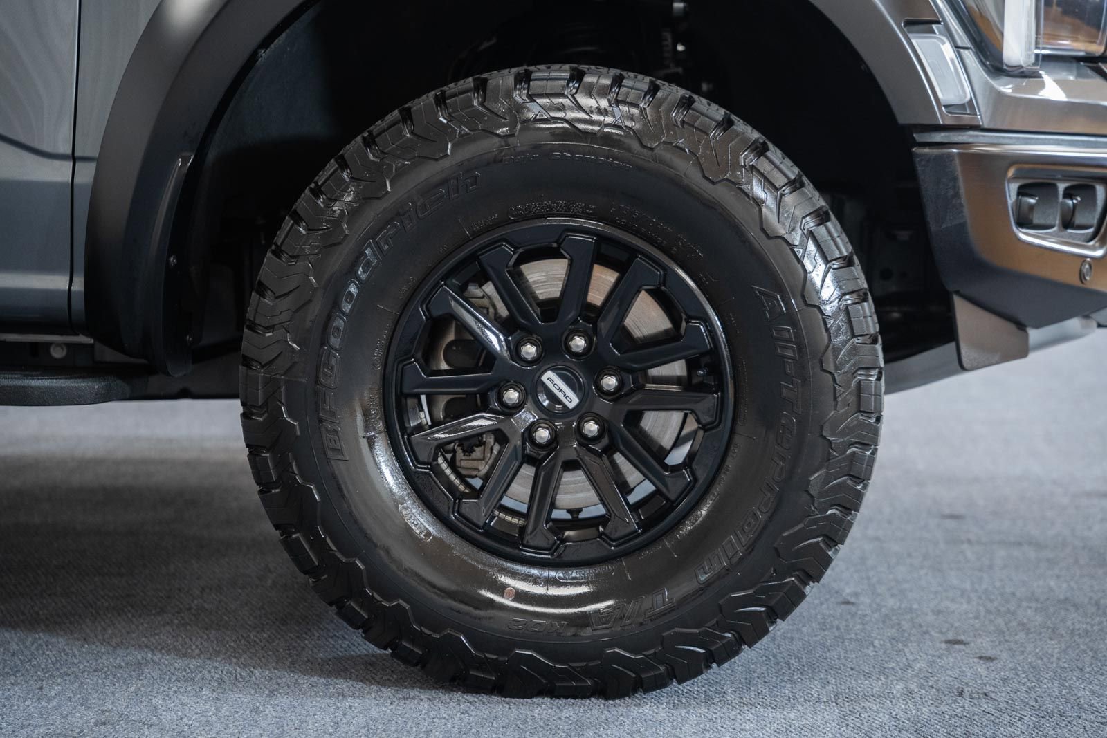 Used 2025 Ford F150 Raptor image 25