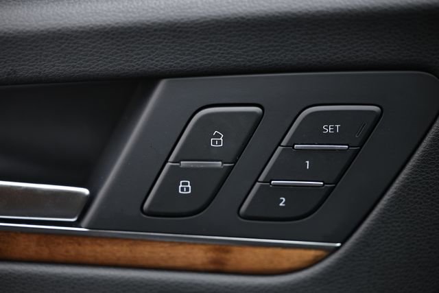 Used 2023 Audi Q5 e Premium Plus image 15