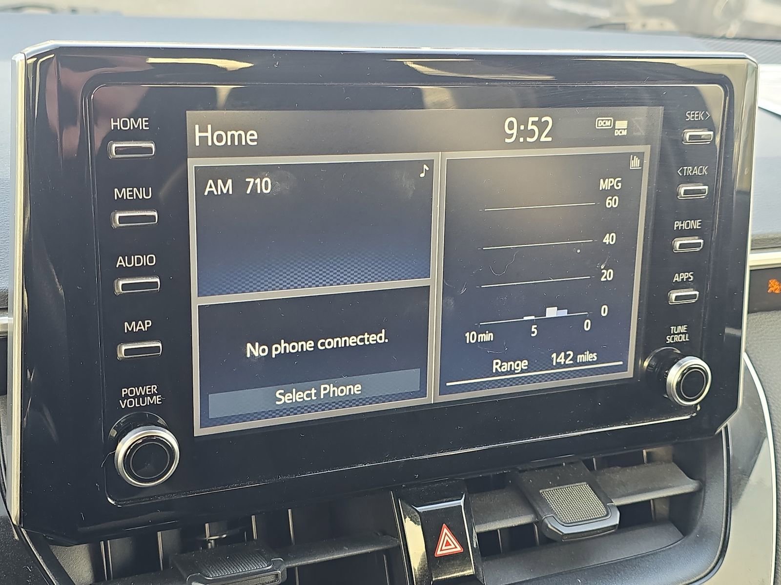 Used 2020 Toyota Corolla LE image 21