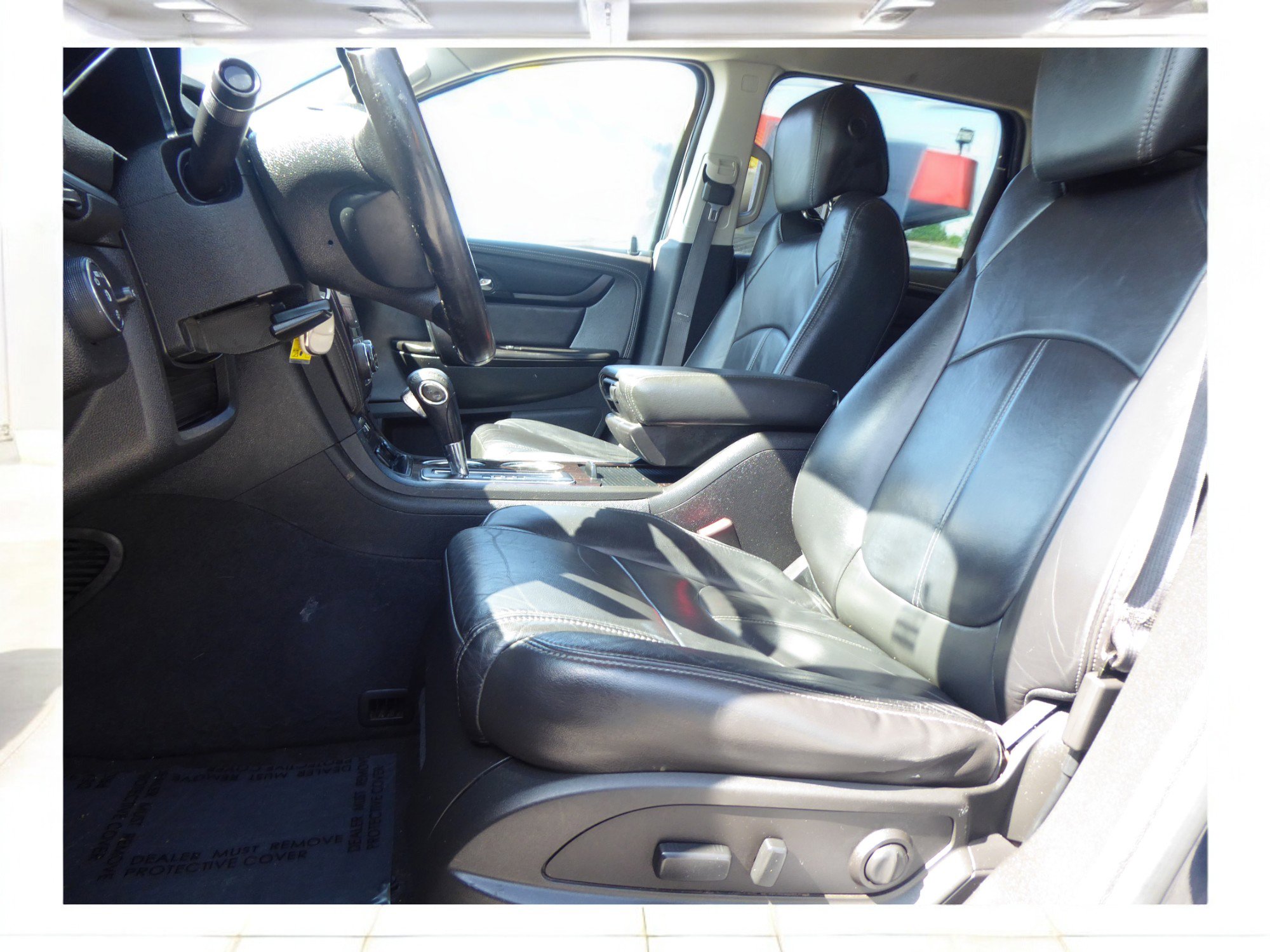 Used 2015 Chevrolet Traverse LT image 14