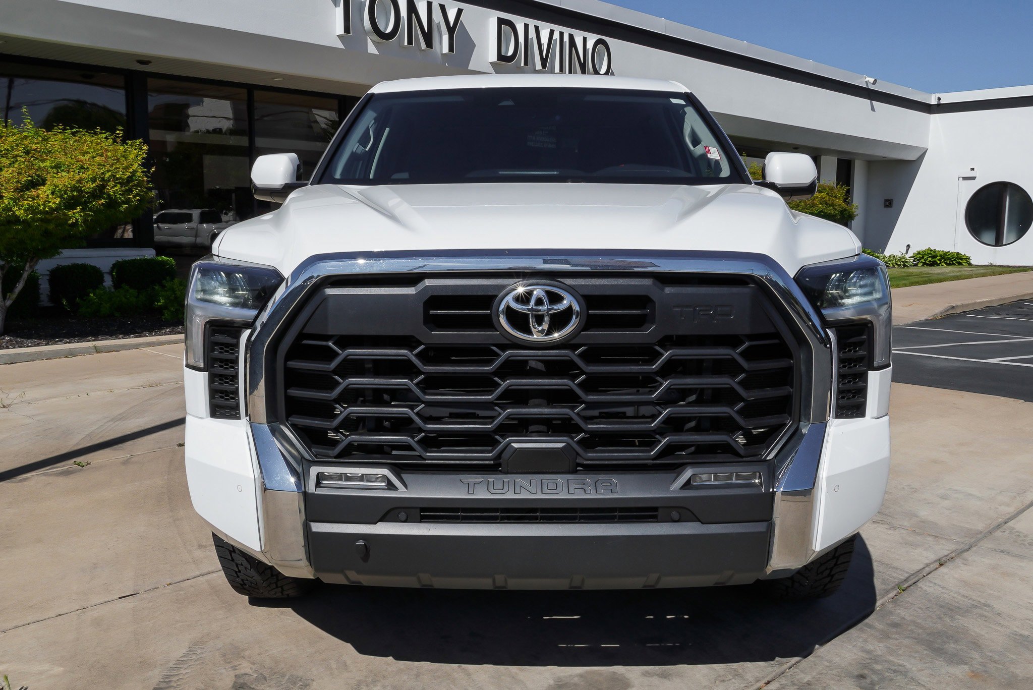 Used 2024 Toyota Tundra SR5 AWD/4WD image 3