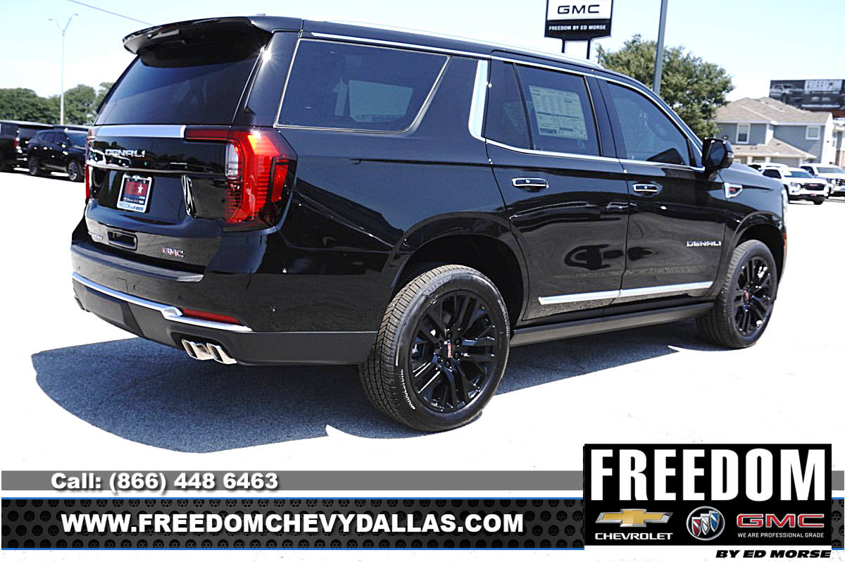 New 2026 GMC Yukon Denali w/ Sun & Power Step Package AWD/4WD image 7