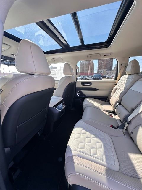 New 2026 Nissan Armada Platinum Reserve image 31