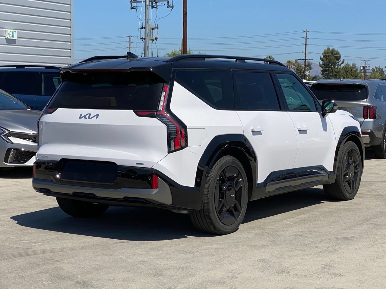New 2026 Kia EV9 GT-Line AWD/4WD image 3