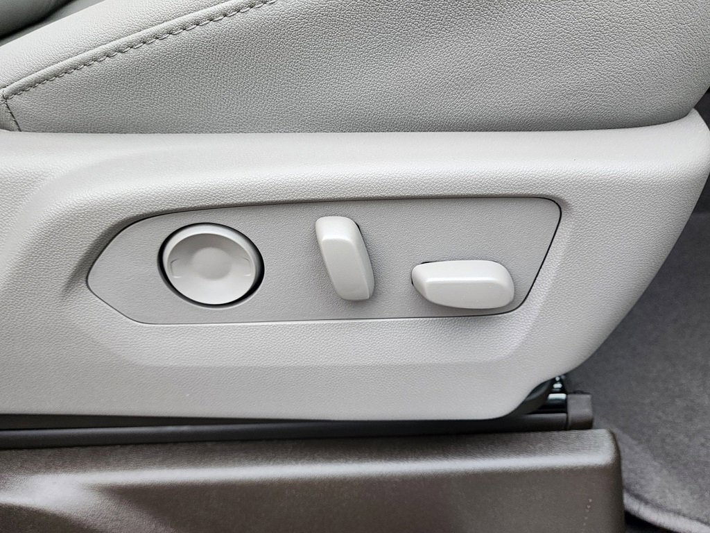 New 2026 GMC Sierra 1500 SLT w/ SLT Premium Plus Package image 39