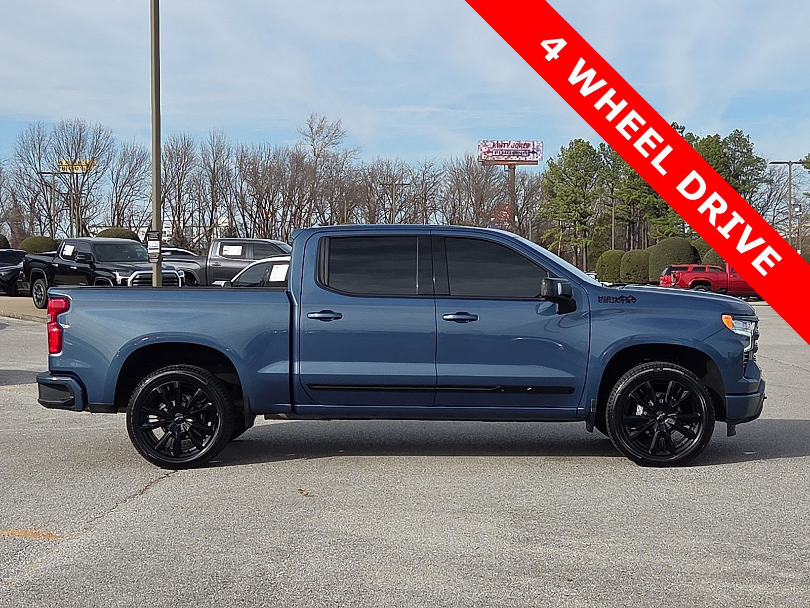 Used 2024 Chevrolet Silverado 1500 High Country w/ High Country Premium Package image 6