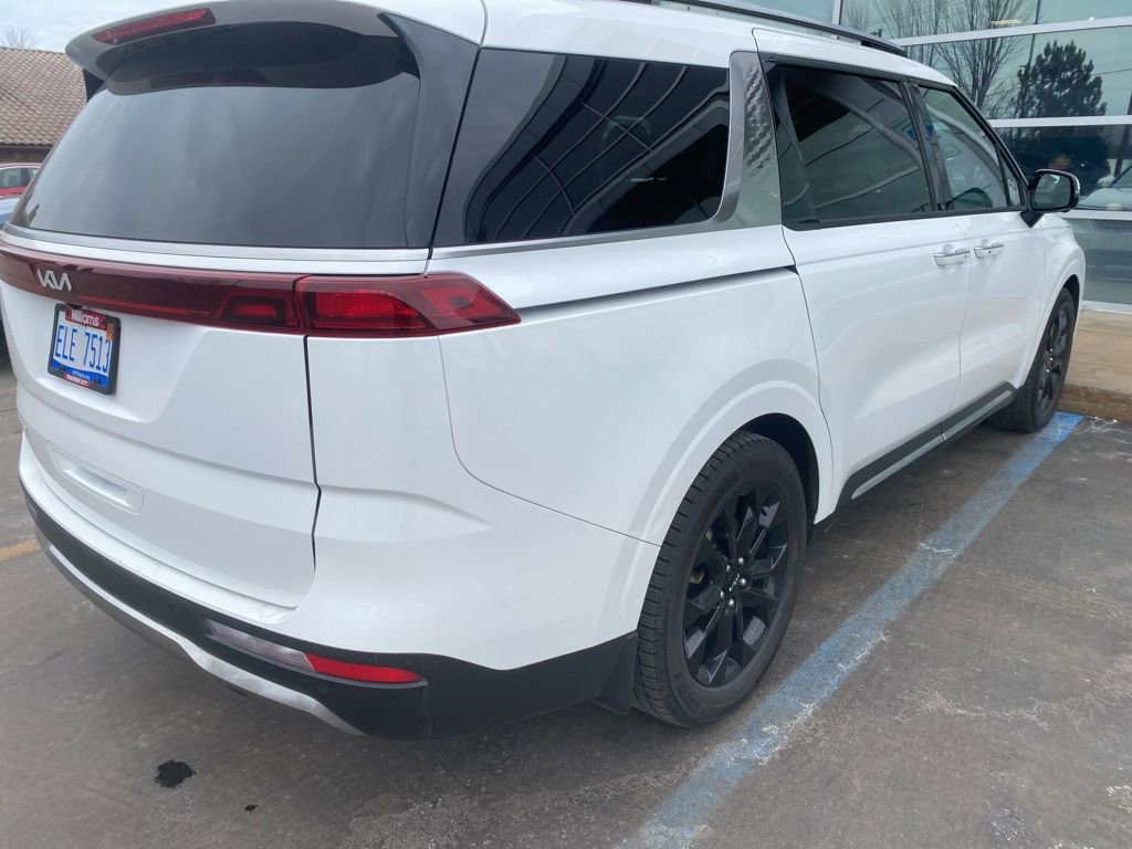 Used 2024 Kia Carnival SX FWD image 9