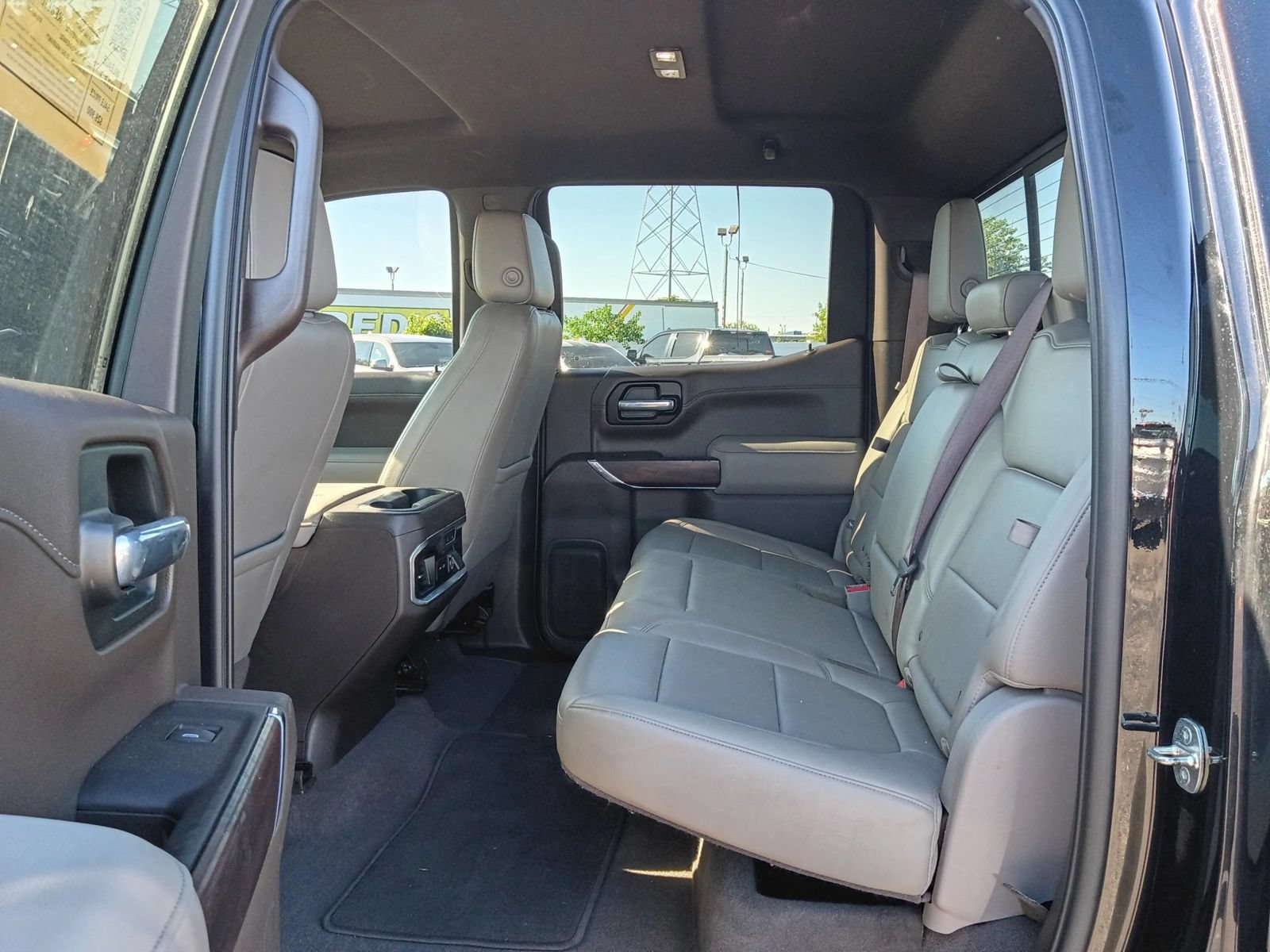 Used 2020 GMC Sierra 1500 SLT w/ SLT Premium Package AWD/4WD image 16