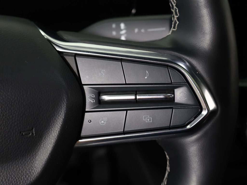 Used 2024 Chevrolet Blazer EV LT AWD/4WD image 46