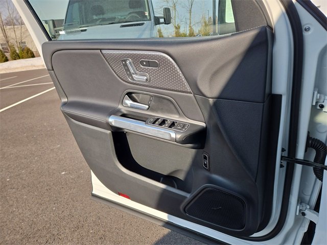 New 2026 Mercedes-Benz GLB 250 4MATIC image 21