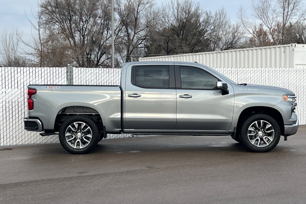 New 2026 Chevrolet Silverado 1500 LT w/ All Star Edition Plus video 3